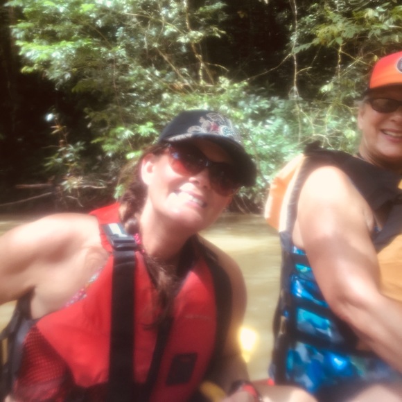 Meet your Posher, Monica - Picture 6 of 8